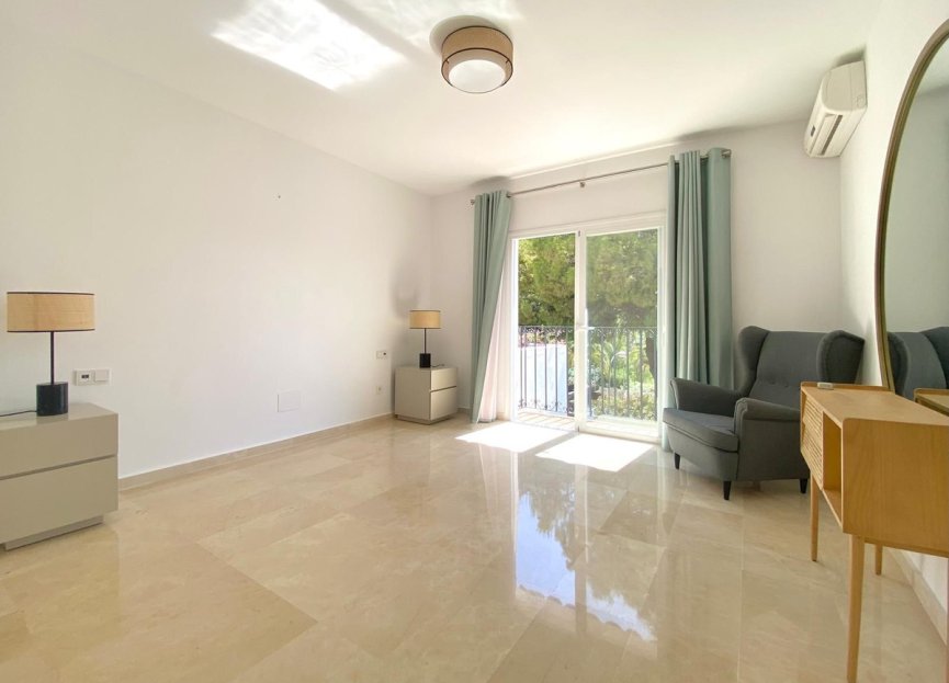 Reventa - Apartment - Top Floor Apartment - Marbella - Nueva Andalucia