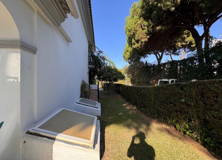 Reventa - House - Semi-Detached House - Marbella - Cabopino