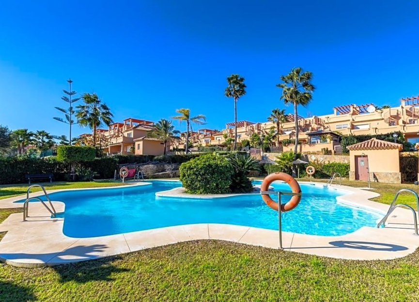 Resale - House - Townhouse - Estepona - Estepona Centro