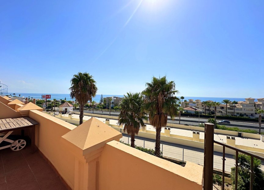 Resale - House - Townhouse - Estepona - Estepona Centro