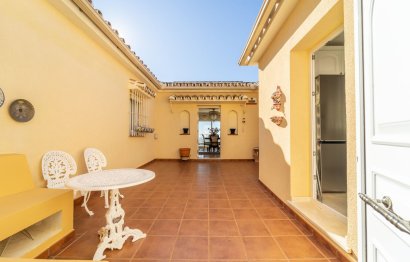 Resale - House - Detached Villa - Benalmádena - Benalmadena Costa