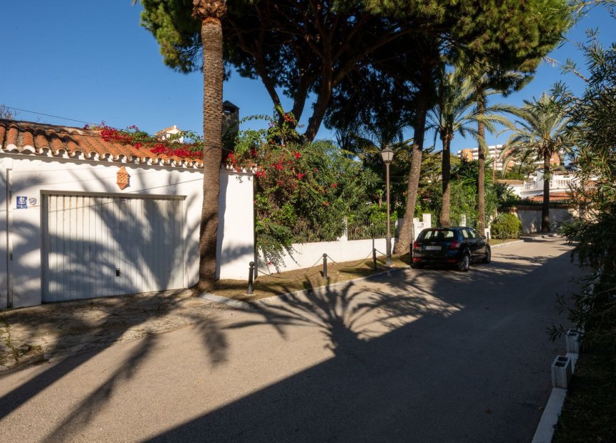 Reventa - House - Detached Villa - Marbella - Marbesa