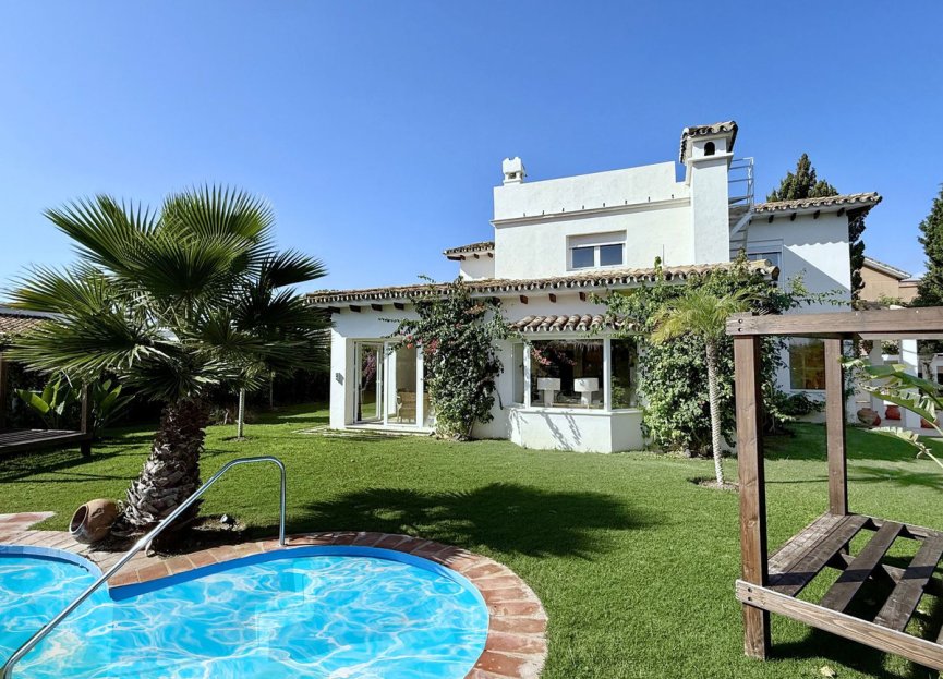 Resale - House - Detached Villa - Marbella - Guadalmina Alta