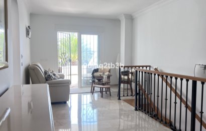 Resale - Apartment - Duplex - Marbella - Nueva Andalucia