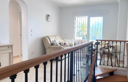 Resale - Apartment - Duplex - Marbella - Nueva Andalucia