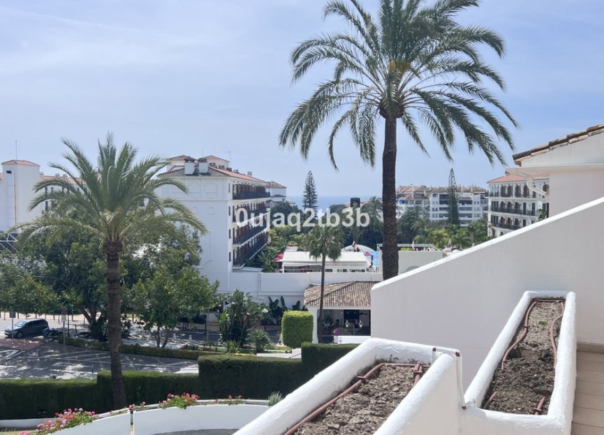 Resale - Apartment - Duplex - Marbella - Nueva Andalucia