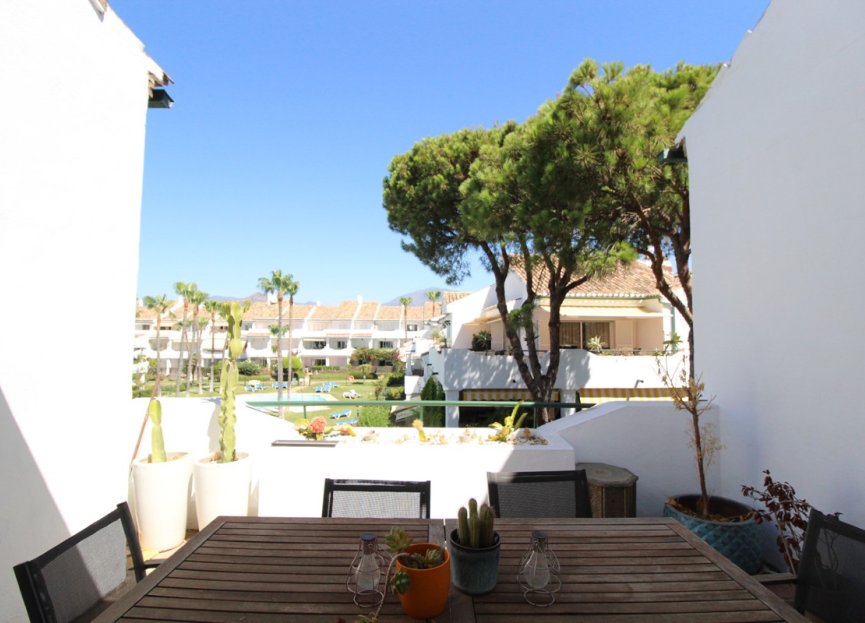 Resale - Apartment - Penthouse - Estepona - El Presidente