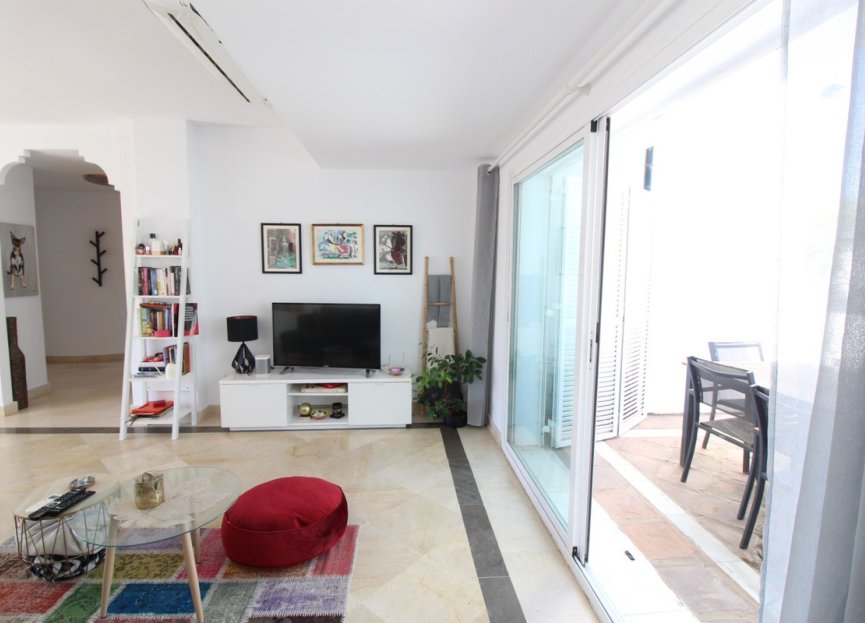 Resale - Apartment - Penthouse - Estepona - El Presidente