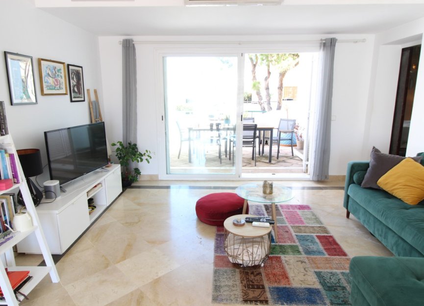 Resale - Apartment - Penthouse - Estepona - El Presidente