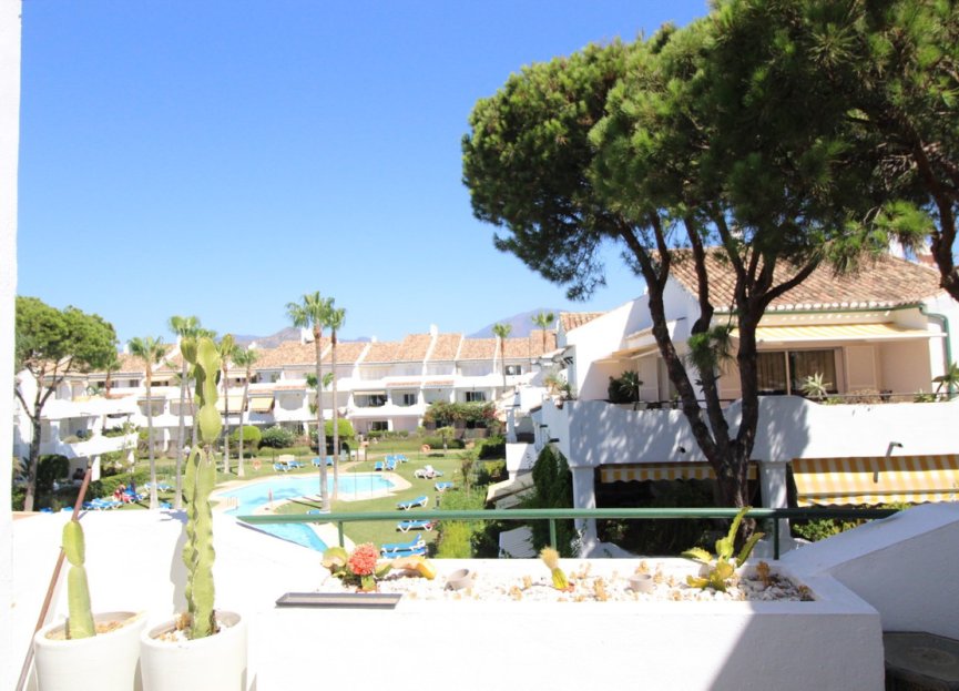 Resale - Apartment - Penthouse - Estepona - El Presidente