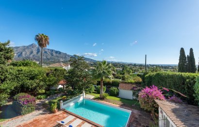 Resale - House - Detached Villa - Marbella - Nueva Andalucia