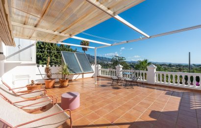 Resale - House - Detached Villa - Marbella - Nueva Andalucia