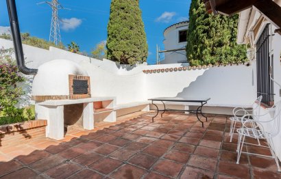 Resale - House - Detached Villa - Marbella - Nueva Andalucia