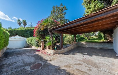 Resale - House - Detached Villa - Marbella - Nueva Andalucia