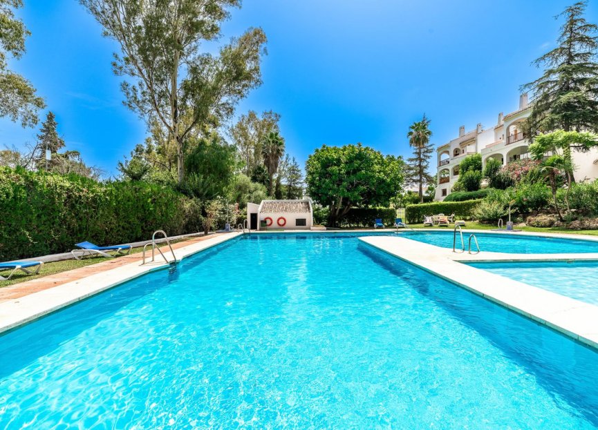 Resale - House - Detached Villa - Marbella - Nueva Andalucia