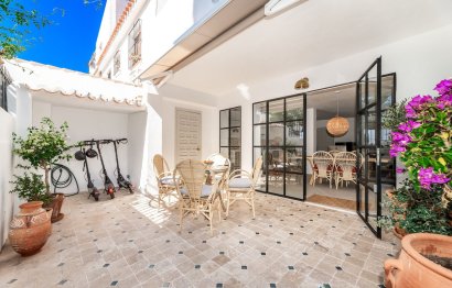 Resale - House - Semi-Detached House - Marbella - Marbella Centro