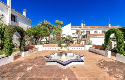 Resale - House - Semi-Detached House - Marbella - Marbella Centro