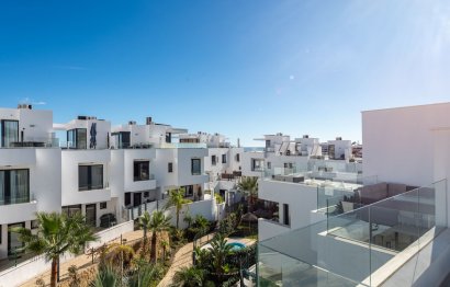 Resale - House - Townhouse - Fuengirola - Fuengirola Centro