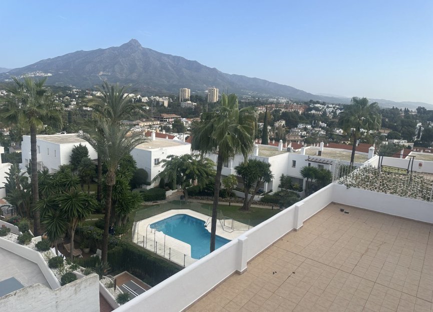 Reventa - Apartment - Middle Floor Apartment - Marbella - Nueva Andalucia