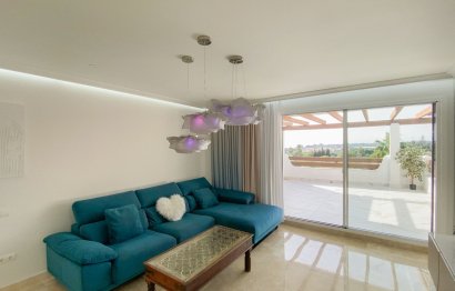 Resale - Apartment - Penthouse - Estepona - Selwo