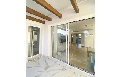 Resale - Apartment - Penthouse - Estepona - Selwo