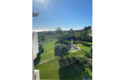 Resale - Apartment - Penthouse - Estepona - Selwo