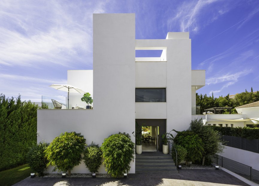 Reventa - House - Detached Villa - Marbella - Nueva Andalucia