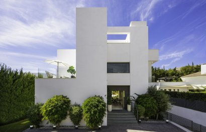 Reventa - House - Detached Villa - Marbella - Nueva Andalucia