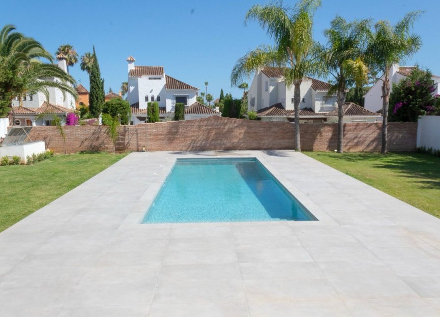 Reventa - House - Detached Villa - Marbella - Nueva Andalucia