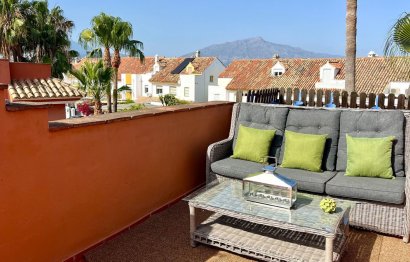 Resale - House - Semi-Detached House - Estepona - Atalaya