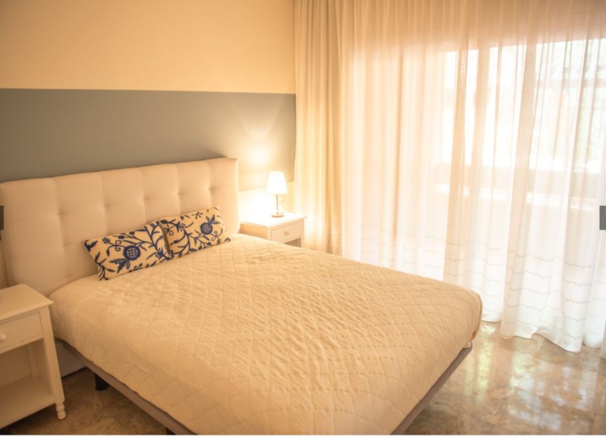 Resale - Apartment - Ground Floor Apartment - Marbella - Nueva Andalucia