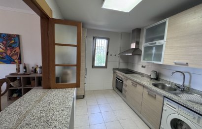 Resale - Apartment - Ground Floor Apartment - Estepona - Estepona Centro