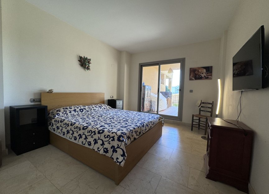 Resale - Apartment - Ground Floor Apartment - Estepona - Estepona Centro