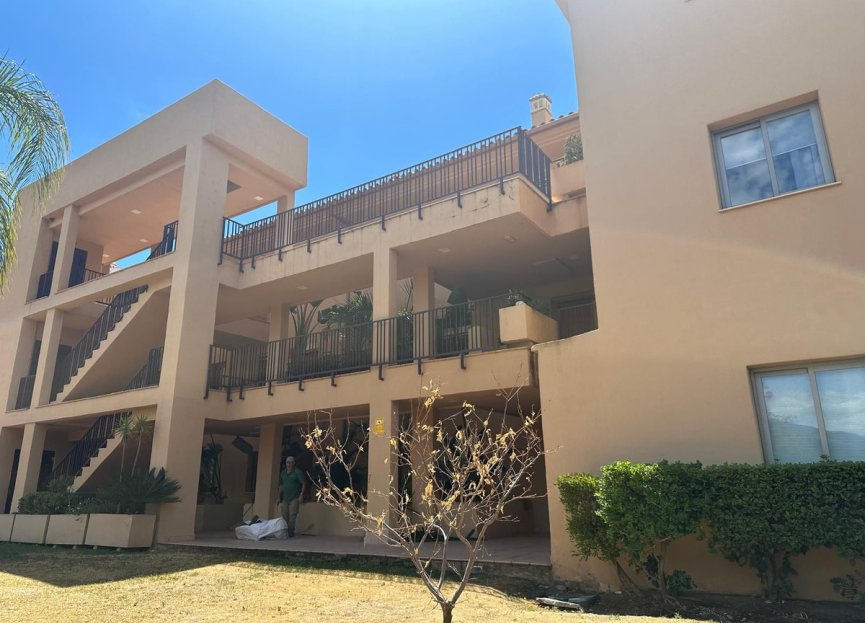 Resale - Apartment - Ground Floor Apartment - Estepona - Estepona Centro