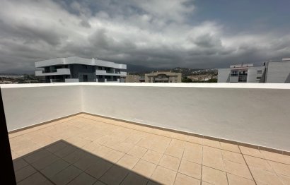 Resale - Apartment - Penthouse - Estepona - Estepona Centro