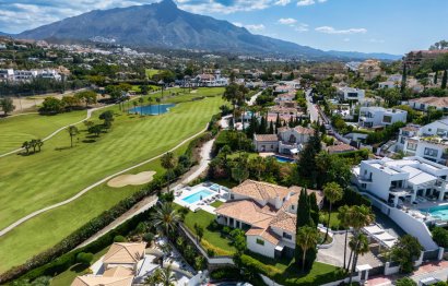 Resale - House - Detached Villa - Marbella - Nueva Andalucia