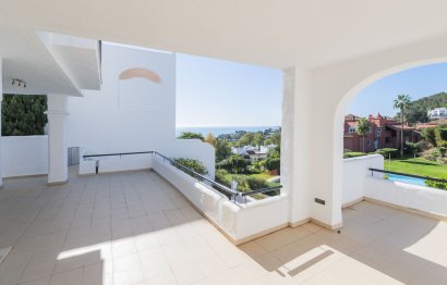 Reventa - House - Detached Villa - Benalmádena - Benalmadena Centro