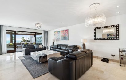 Resale - Apartment - Penthouse - Estepona - Estepona Centro