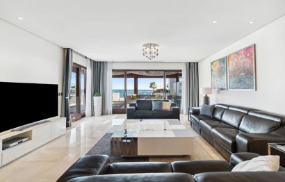 Resale - Apartment - Penthouse - Estepona - Estepona Centro