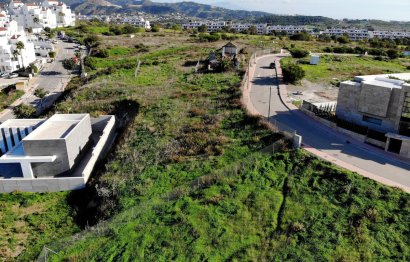 Reventa - Plot - Residential Plot - Estepona - Valle Romano