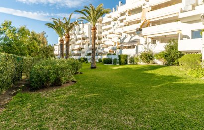 Resale - Apartment - Middle Floor Apartment - Marbella - Guadalmina Alta