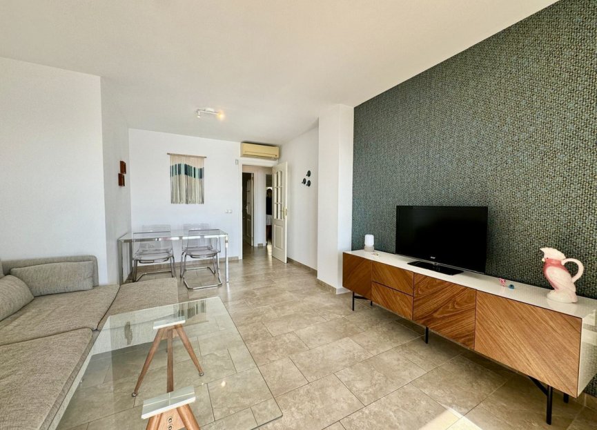 Resale - Apartment - Middle Floor Apartment - Fuengirola - Carvajal