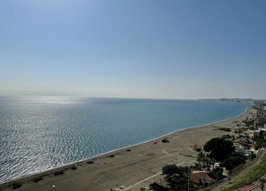 Resale - Apartment - Middle Floor Apartment - Fuengirola - Carvajal