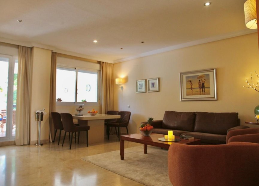 Resale - Apartment - Middle Floor Apartment - Benalmádena - Benalmadena Costa