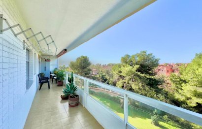 Resale - Apartment - Middle Floor Apartment - Marbella - Las Chapas