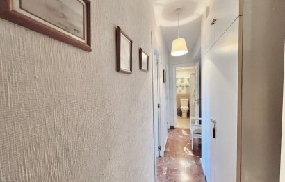 Resale - Apartment - Middle Floor Apartment - Marbella - Las Chapas