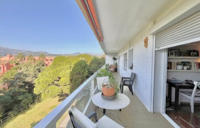 Resale - Apartment - Middle Floor Apartment - Marbella - Las Chapas