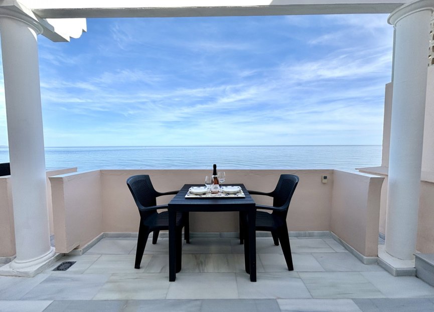 Resale - Apartment - Penthouse - Estepona - Estepona Centro