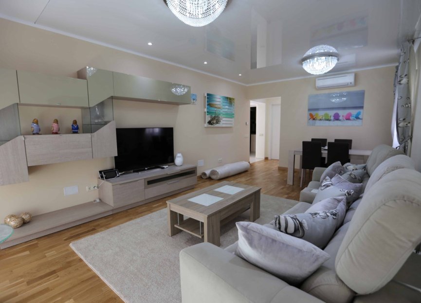 Resale - House - San Pedro de Alcántara - San Pedro De Alcantara