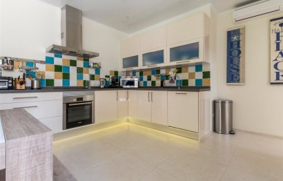 Resale - House - San Pedro de Alcántara - San Pedro De Alcantara